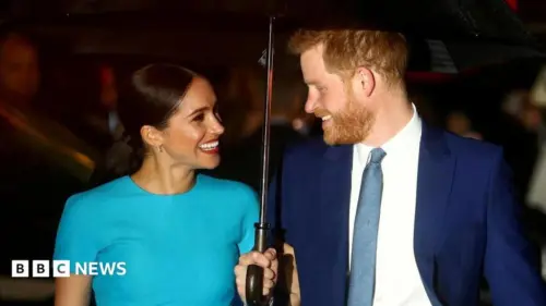 Hoàng tử Harry và Meghan trở lại Anh sinh sống