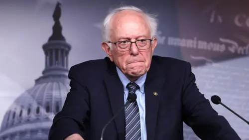 Thượng Nghị Sĩ Bernie Sanders Yêu Cầu Đảng Dân Chủ Cấm Super PACs Trong Vòng Sơ Bộ, Chỉ Trích AIPAC Là “Hệ Thống Tham Nhũng”