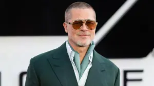 Brad Pitt và chú chó chiến đấu trong phim mới ‘Heart of the Beast’