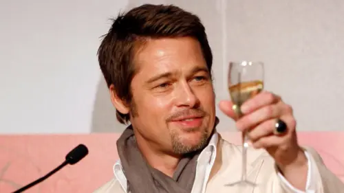 Diễn viên Brad Pitt tái sử dụng rượu sau nhiều năm cai nghiện, chuyên gia cảnh báo rủi ro