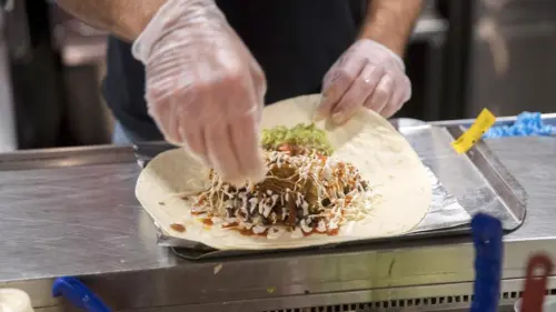 Chính phủ làm cho món burrito đắt đỏ hơn, chủ nghĩa xã hội sẽ làm mọi thứ tệ hơn