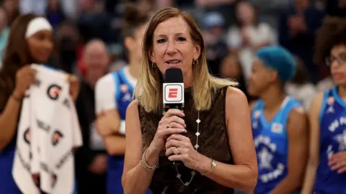 WNBA: Lãnh đạo giải đấu chỉ trích ‘người hâm mộ thiếu thiện chí’ vì phản đối nam giới tham gia thể thao nữ