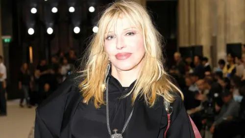 Courtney Love tiết lộ cuộc khủng hoảng sức khỏe bí mật suýt lấy mạng