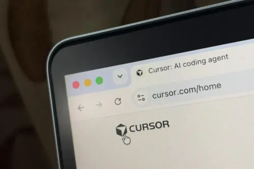 Cursor Tận Dụng Sự Bất Mãn Với GitHub Để Ra Mắt Nền Tảng Lưu Trữ Mã Đối Thủ