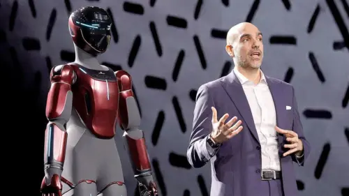 Robot Ý Có Làn Da Cảm Biến Phát Hiện Người Trước Khi Chạm