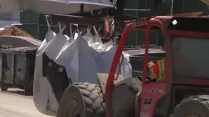 Cháy Kho Hàng Hóa Lần Theo Tác Động Sức Khỏe Đến Cư Dân Boyle Heights