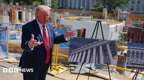 Tổng Thống Trump yêu cầu Tối Cao Pháp Viện cho phép tiếp tục xây ballroom