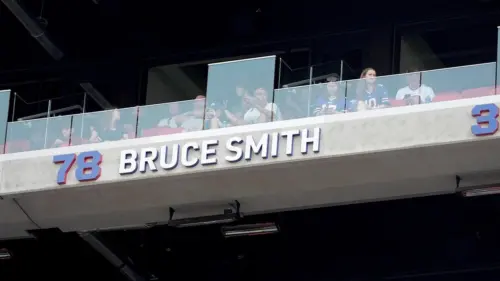 Người hâm mộ Buffalo Bills phàn nàn về tầm nhìn bị che khuất tại sân vận động mới trị giá 2,2 tỷ đô la
