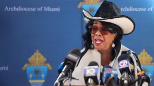 Người kế nhiệm Dân biểu Frederica Wilson thắng đa số phiếu sơ bộ ở Florida