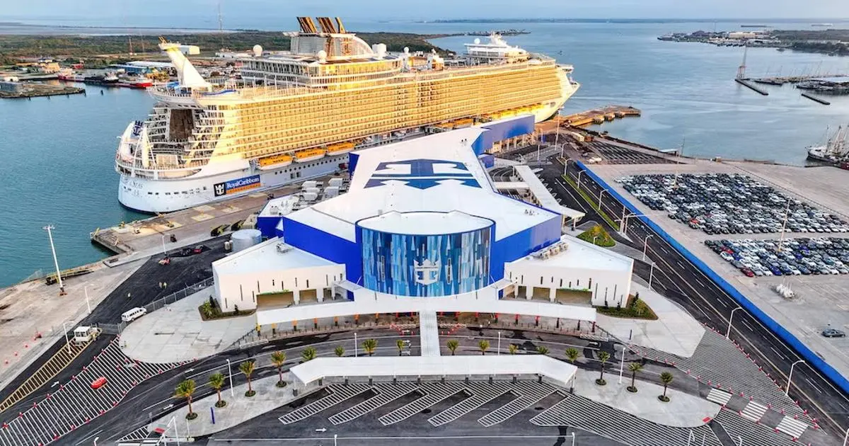 Galveston và Royal Caribbean thảo luận về bến tàu du lịch mới tại Pier 14
