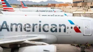 Hai máy bay American Airlines suýt va chạm trên bầu trời Phoenix