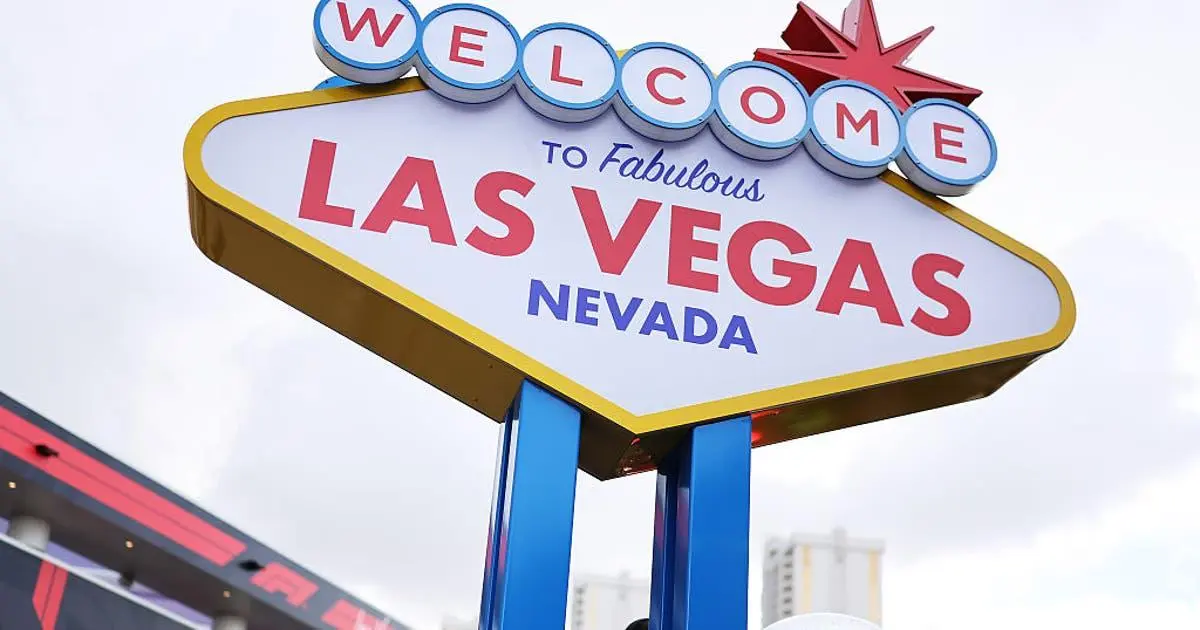 Visit Las Vegas tặng thẻ xăng miễn phí tại Culver City