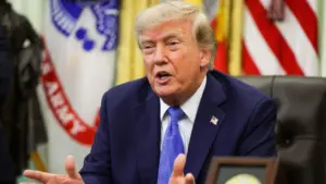 Tổng Thống Trump Yêu Cầu Iran Bồi Thường Cho Nạn Nhân USS Cole và Các Trường Hợp Tử Trận Khác