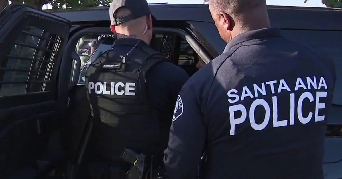 Giúp đỡ hay còng tay? FOX 11 đi sâu vào cuộc trấn áp tình trạng vô gia cư ở Santa Ana