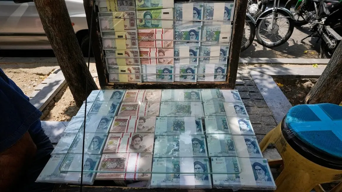 Hoa Thịnh Đốn Mở Rộng Phạm Vi Trừng Phạt Thứ Cấp Đối với Iran