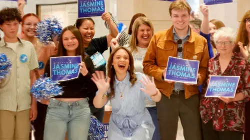 Tân binh Dân chủ gây bất ngờ tại Oklahoma, tuyên bố sẽ luận tội Tổng Thống Donald Trump nếu đắc cử
