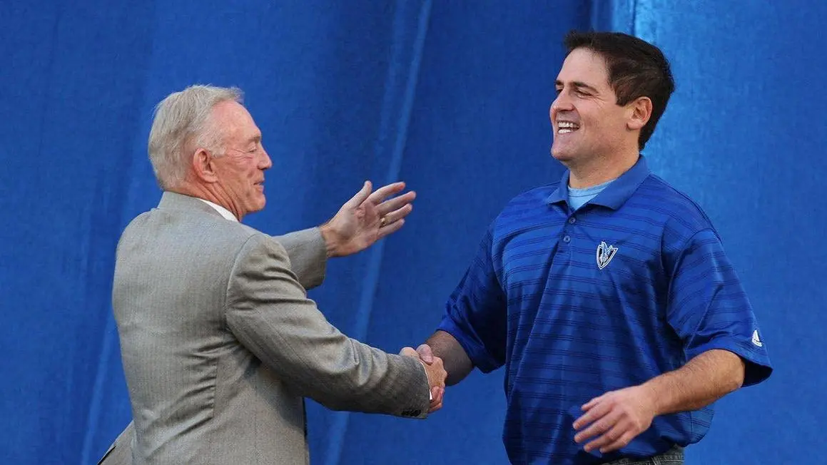 Jerry Jones sẵn sàng hợp tác với Mark Cuban để đồng sở hữu Dallas Cowboys
