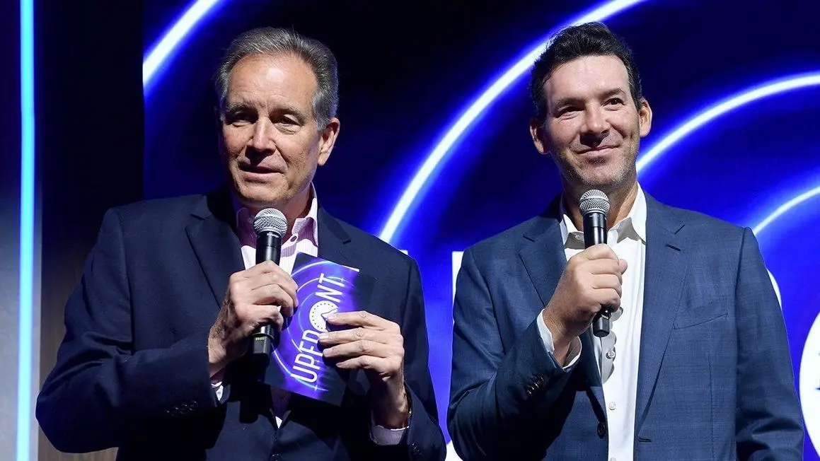Jim Nantz lên tiếng về vụ bắt giữ Tony Romo vì lái xe khi say