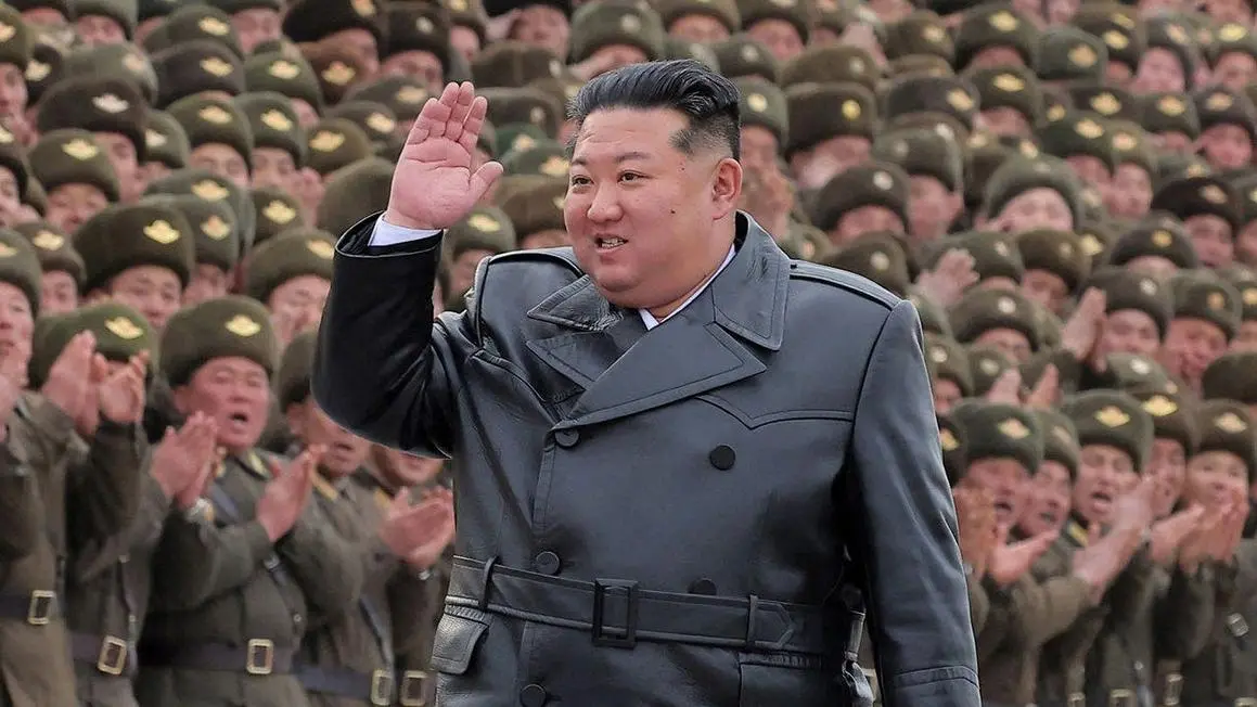 Chuyên gia cảnh báo Hoa Kỳ không thể lơ là với Kim Jong Un sau vụ phóng tên lửa giữa lúc xung đột Iran