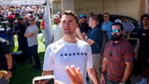Bản tin Fox Nation về vụ sát hại Charlie Kirk và tác động tại một trường trung học Cơ Đốc giáo