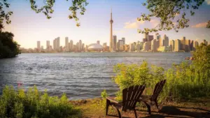 Tổng thống Trump cân nhắc đổi tên Hồ Ontario thành Hồ Hoa Kỳ, phủ nhận can thiệp tiếng Pháp của Canada