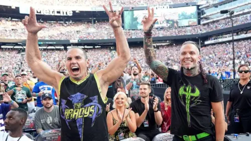 Cựu sao đấu vật chuyên nghiệp Matt Hardy chia sẻ lời khuyên cho các tài năng trẻ