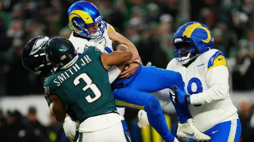 Nolan Smith của đội Eagles xin lỗi công khai sau vụ bị phạt vì chạy xe 136 dặm/giờ