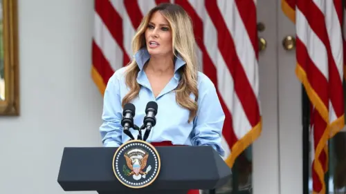 Phu nhân Tổng thống Melania Trump công bố quỹ học bổng 2 triệu đô la cho trẻ em nuôi