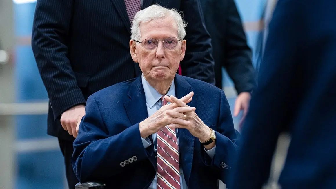 Sự vắng mặt của McConnell làm dấy lên lo ngại về chương trình nghị sự của Trump; Câu hỏi về kế nhiệm tại Kentucky