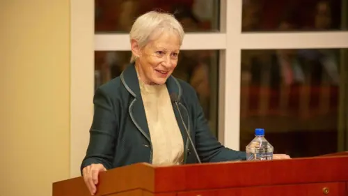 Cựu Thượng Nghị sĩ Cộng hòa Nancy Kassebaum Baker qua đời ở tuổi 94