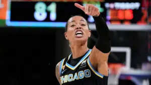 Cầu thủ WNBA Natasha Cloud gửi thông điệp ủng hộ người chuyển giới sau vụ xô xát với Enes Kanter Freedom