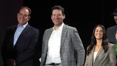Tương lai của Tony Romo tại CBS bị đe dọa sau vụ bắt giữ vì say rượu