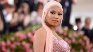 Nicki Minaj chế giễu Anthony Fauci trong video nhái lời