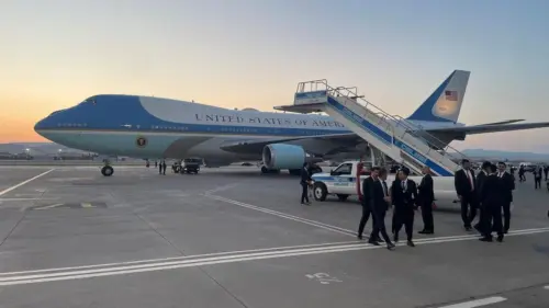 Vụ Đưa Tổng Thống Donald Trump Rời Thổ Nhĩ Kỳ Bằng Xe Chở Thức Ăn: Phân Tích