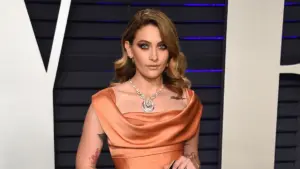 Paris Jackson nói quy tắc bất thường của cha Michael đã giúp bảo vệ tuổi thơ của cô