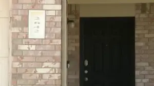 Phụ nữ Houston mất hàng trăm đô la vì lừa đảo thuê nhà