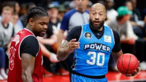 Cựu cầu thủ NBA Royce White lên tiếng về chính sách giới tính của WNBA