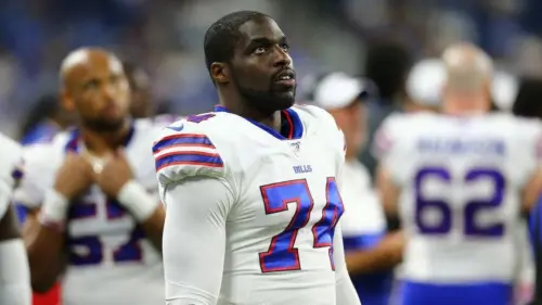 Cựu Cầu thủ NFL Sam Acho Nói Về Sự Văn Minh Và Trách Nhiệm Trong Thể Thao
