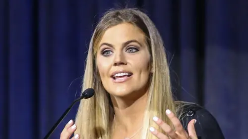 Sam Ponder kêu gọi WNBA dũng cảm, lên tiếng vì phụ nữ