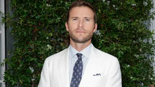 Scott Eastwood: Cha Tôi Từng Đuổi Kevin Costner Về Nhà Vì Thái Độ Sao