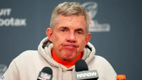 Huấn luyện viên Sean Payton của Broncos đáp trả nhà phân tích Geoff Schwartz sau khi chê bai khả năng ném xa của Bo Nix
