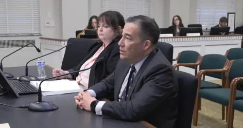 Thư Ký Hobbs: Bộ An Ninh Nội Địa Điều Tra Gian Lận Bầu Cử ở Washington Là ‘Lãng Phí Tiền Thuế’