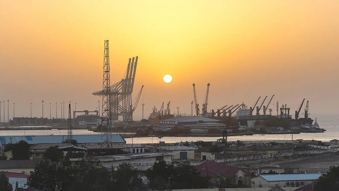 Houthi Lực Lượng Hậu Thuẫn Iran Đe Dọa Biển Đỏ, Có Thể Dẫn Đến Thay Đổi Chính Sách Lớn Của Hoa Kỳ