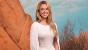 Sydney Sweeney tự tin khoe ảnh nội y, thu hút mọi ánh nhìn