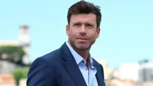 Nhà sáng tạo ‘Yellowstone’ Taylor Sheridan từng hai lần vô gia cư trước khi xây dựng đế chế truyền hình