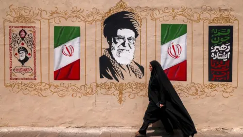 Iran: Chính quyền thi hành án tử hình công khai giữa lúc đàn áp gia tăng sau chiến tranh