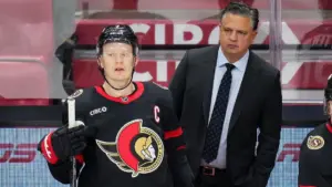 HLV Ottawa Senators bất ngờ trước vụ trao đổi Brady Tkachuk