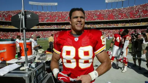 Cựu ngôi sao Chiefs Tony Gonzalez dự đoán màn trở lại mạnh mẽ cho Patrick Mahomes