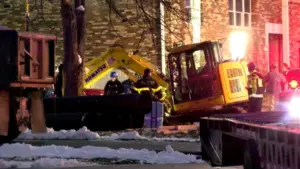 Công Nhân Ohio Cảnh Báo Hố Sâu Quá Mức Nhưng Vẫn Bị Yêu Cầu Xuống Trước Khi Sập