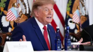 Tổng Thống Donald Trump ủng hộ ‘Đạo Luật Bảo Vệ Thể Thao Đại Học’